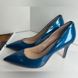 GUESS Blue Patent Leather Stiletto Heels Women Size 9.5 Pointed Toe Office Pump